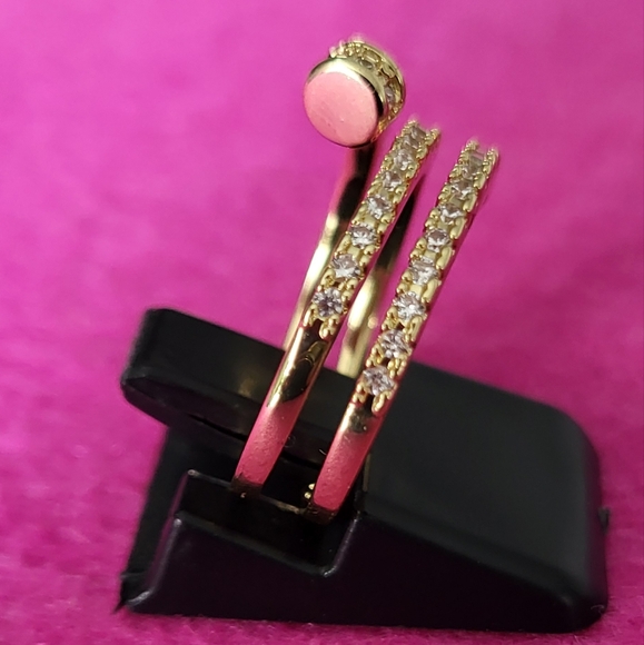 Cute Crystal Ring. Size 5.5 - Picture 3 of 4